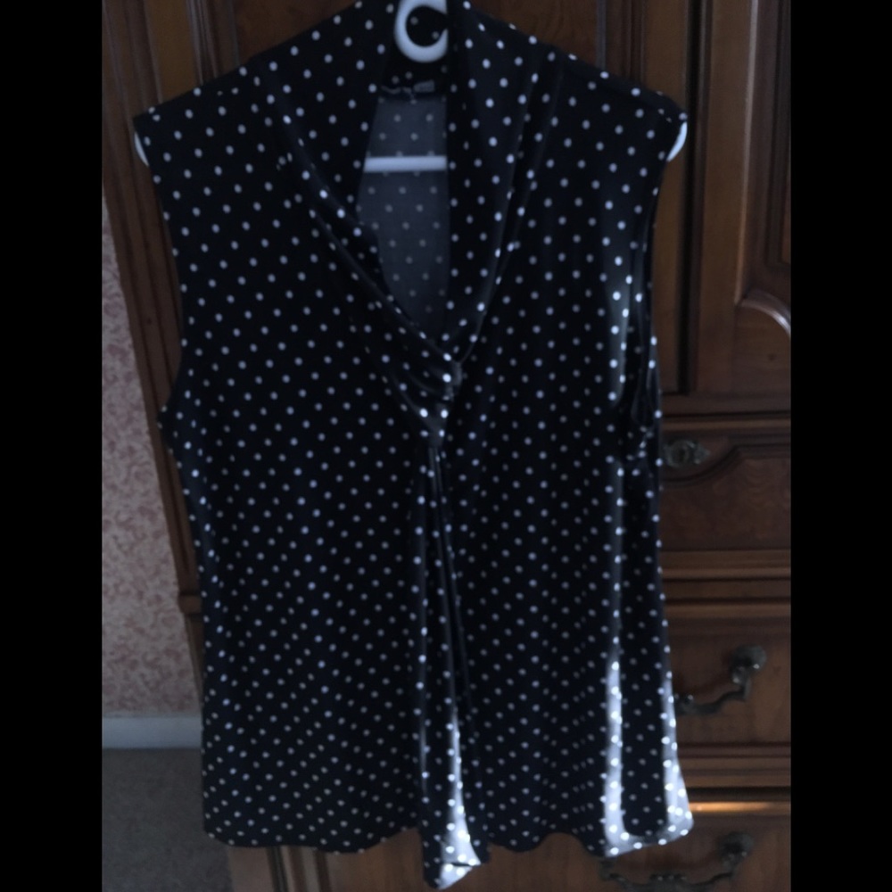 Tank blouse with tie accent